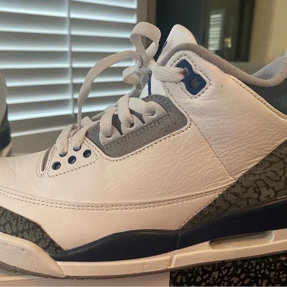 Nike - Picture 9 of 11